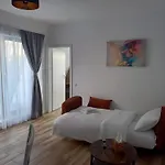 Cinque Stelle Hotel Apartments