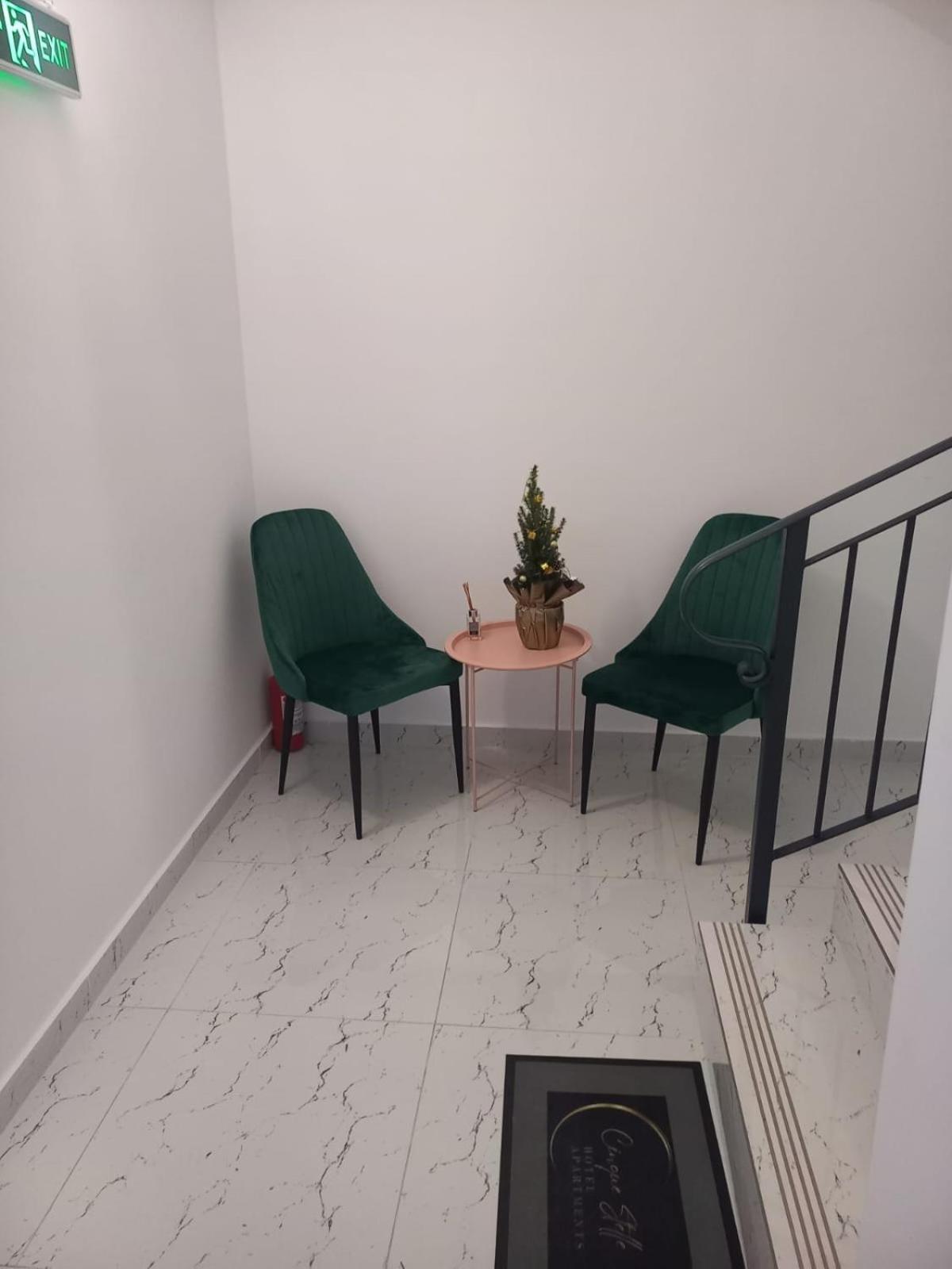 Hotel de apartamente Cinque Stelle *